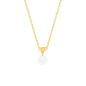Preview: Die feine, goldene Gliederkette von Krinaki Jewelry trägt eine einzelne Perle mit wunderschöner Fassung und wird aus 14 Karat Gold in Athen handgefertigt.