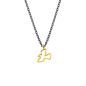Preview: An dieser fabelhaften Gliederkette aus geschwärztem Silber fliegt eine bezaubernde kleine Taube aus 14 Karat Gold. An einer kleinen Öse am oberen Flügelrand mit der Kette verbunden, ist die Taube im Flug mit ausgebreiteten Flügeln als Kontur angelegt.