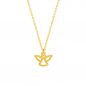 Preview: Zierliche, goldene Gliederkette von Krinaki Jewelry mit Federring und entzückendem kleinem Engelsanhänger. Der Anhänger ist ein stilisierter, in einfachen Formen ausgeführter kleiner Engel mit ausgebreiteten Flügeln und kleinem Heiligenschein.