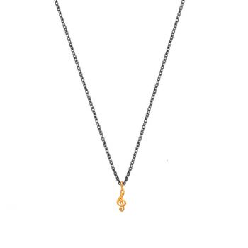 Die musikalische Halskette von Krinaki Jewelry mit wunderschönem kleinem Notenschlüssel als Anhänger wartet schon im Perlenmarkt OnlineShop auf Dich! Jetzt entdecken!