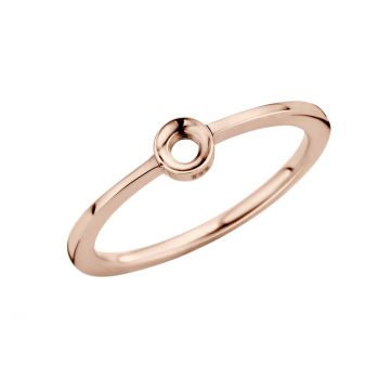 Bezaubernder, feiner MelanO Ring in glänzendem Roségold für alle Twisted Ringaufsätze. Petite Ringe können einzeln und in Kombination mit weiteren Petite und Friends Ringen getragen werden. Jetzt versandkostenfrei im Perlenmarkt OnlineShop bestellen!