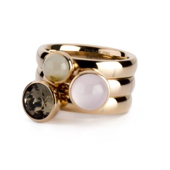 Elegante Kombination aus roségoldenen MelanO Twisted Ringen mit Rosenquarz, Quarz mit goldenem Rutil und Zirkonia. Jetzt versandkostenfrei im Perlenmarkt OnlineShop bestellen!