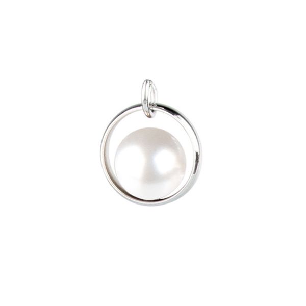Bezaubernder, kleiner Anhänger aus Edelstahl mit weißer Swarovski Perle. Ernstes Design Schmuck wird in Deutschland in einer eigenen Manufaktur gefertigt: Jetzt versandkostenfrei im Perlenmarkt OnlineShop bestellen!