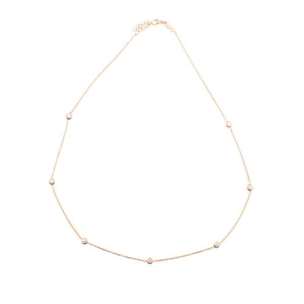 Hinreißende, filigrane Halskette mit sieben funkelnden Zirkonias in roségoldener Fassung: Jetzt versandkostenfrei im Perlenmarkt OnlineShop bestellen!