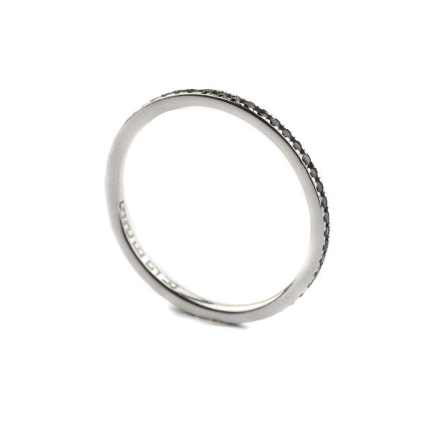 Wunderschöner, eleganter Kurshuni Ring aus rhodiniertem Silber mit Spinell. Kurshuni Schmuck wird in Istanbul handgefertigt. Jetzt versandkostenfrei im Perlenmarkt OnlineShop bestellen!