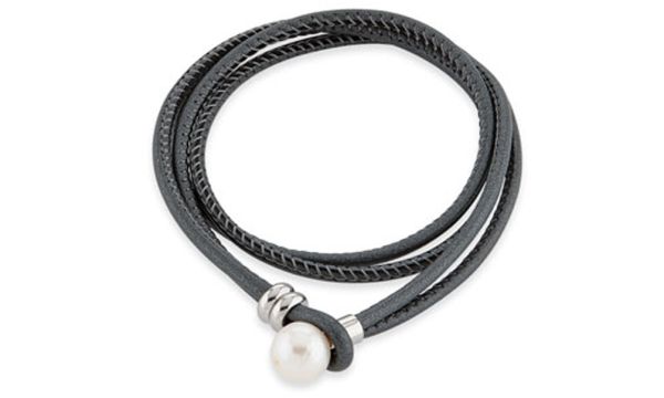 Geniales, zwei-reihiges Lederarmband in Grau mit Süßwasser-Perle: Jetzt versandkostenfrei im Perlenmarkt OnlineShop bestellen!