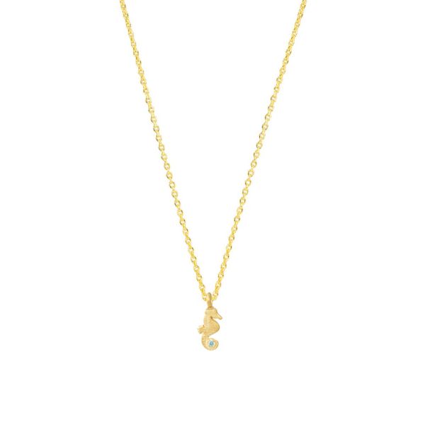 Die fantastische, goldene Halskette von Krinaki Jewelry hat ein zauberhaftes Seepferdchen mit kleinem funkelndem Zirkonia als Anhänger und wartet schon im Perlenmarkt OnlineShop auf Dich! Jetzt entdecken!