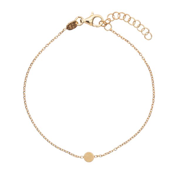 Süßes kleines Armband in Gold mit schlichtem Plättchen. Es ist ein Gliederarmband, das Plättchen sitzt fest in der Mitte. alisia Schmuck wird in Italien gefertigt: Jetzt versandkostenfrei im Perlenmarkt OnlineShop bestellen!