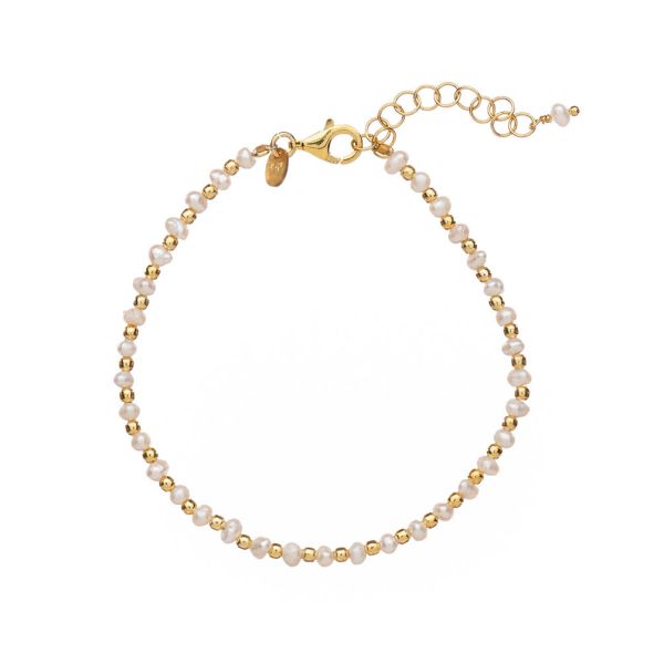 Das Perlenarmband hat eine bezaubernde Kombination aus echten Perlen und Perlen aus vergoldetem Silber. Die barocken Süßwasserperlen sind etwa doppelt so groß und wechseln sich mit den Goldperlen ab. Das Armband wird von alisia in Italien handgefertigt.