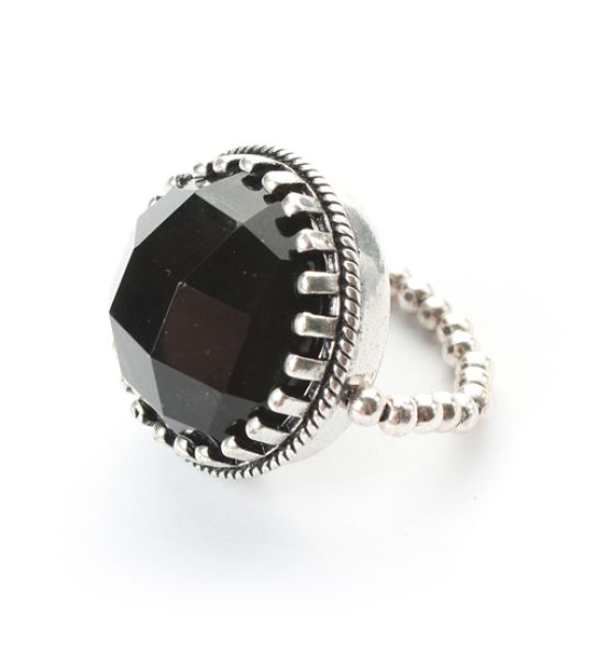 Schöner, kleiner Exoal Ring mit gerundetem Achat in silberner Fassung: Jetzt im Perlenmarkt OnlineShop bestellen! Exoal Schmuck wird aus Naturmaterialien hergestellt. Kleine Farbabweichungen sind deshalb möglich.