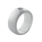 Genialer Ring aus weißer Keramik, kombinierbar mit allen MelanO Magnetic Ringaufsätzen: Jetzt versandkostenfrei im Perlenmarkt OnlineShop bestellen! Die Aufsätze sind magnetisch und können gewechselt werden.